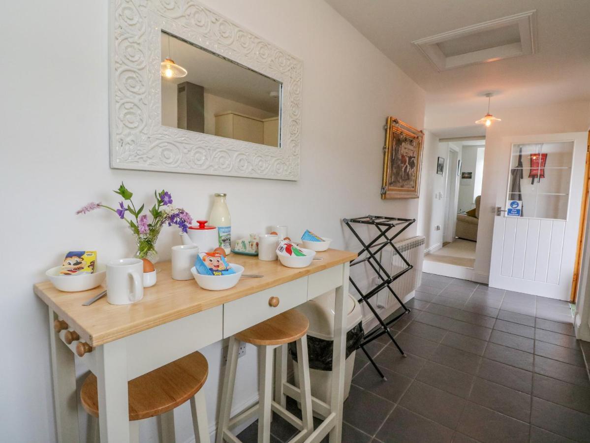 Seaview-Barsloisnach Cottage Kilmartin ภายนอก รูปภาพ